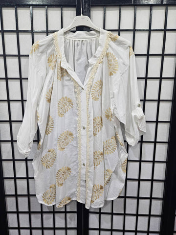 Italian Shirt With Lace Detail And Gold Embroidery - 4854